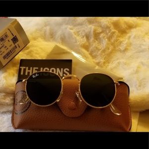 Ray-Ban RB3447 Round Metal Gold/Black